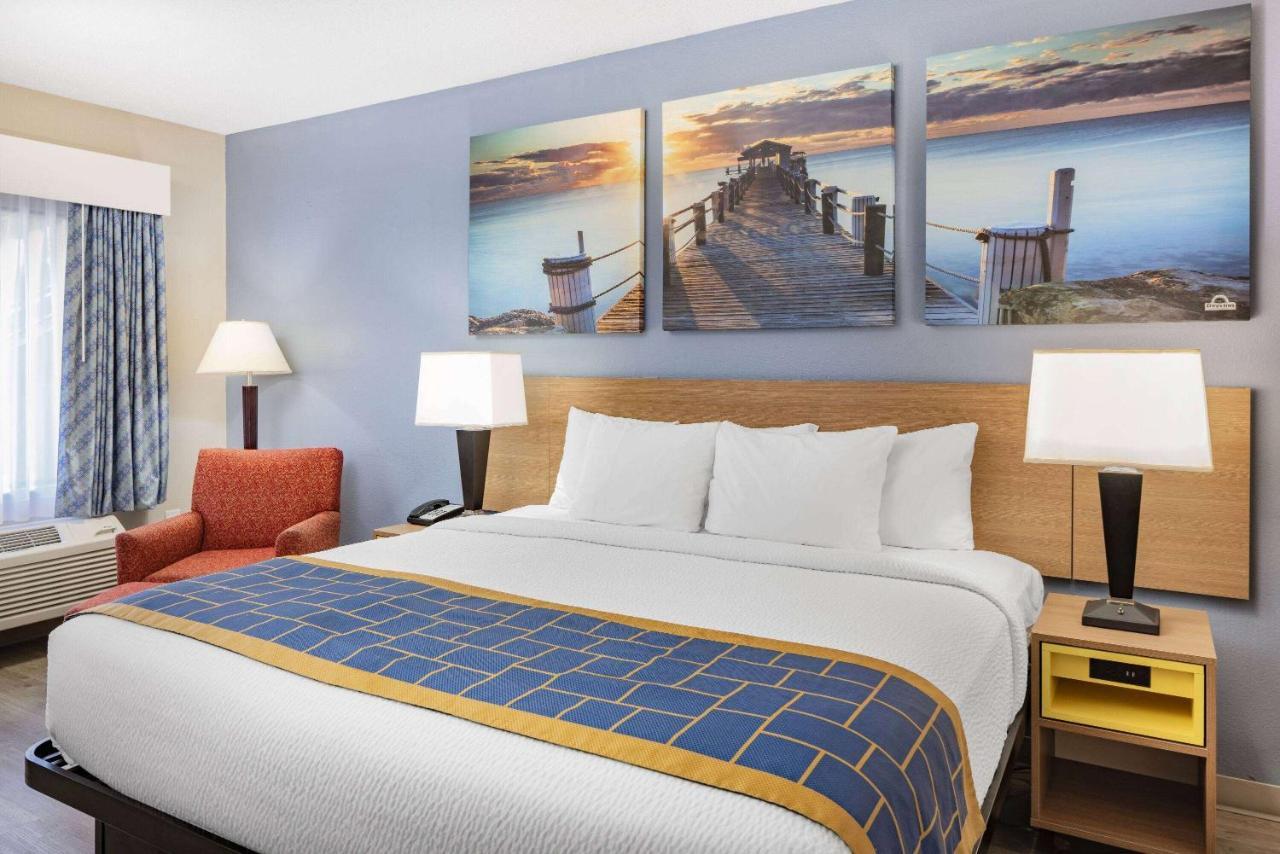Days Inn & Suites By Wyndham Savannah Midtown Eksteriør billede