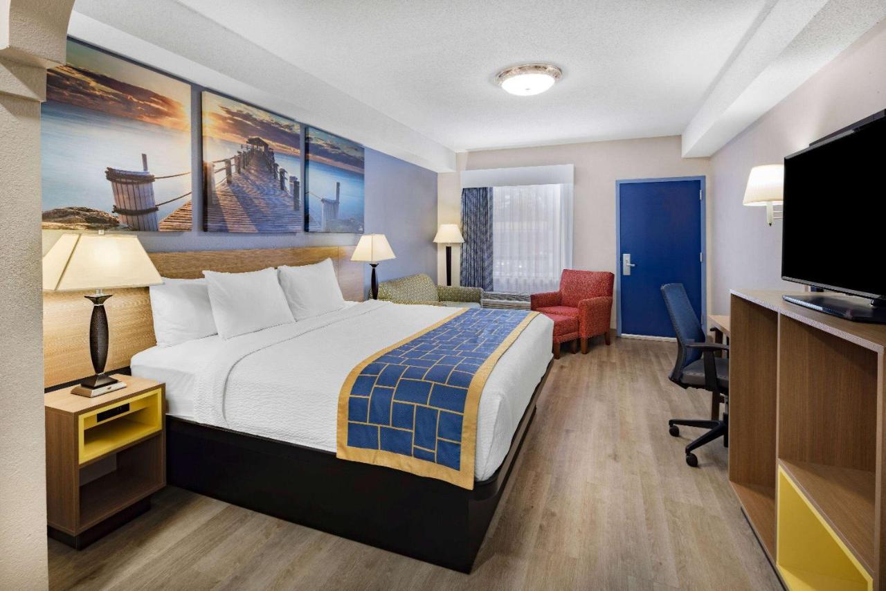Days Inn & Suites By Wyndham Savannah Midtown Eksteriør billede